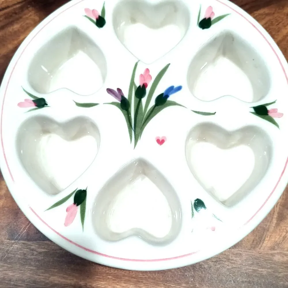 638. Cottage Heart Shaped Muffin Pan Clay Art